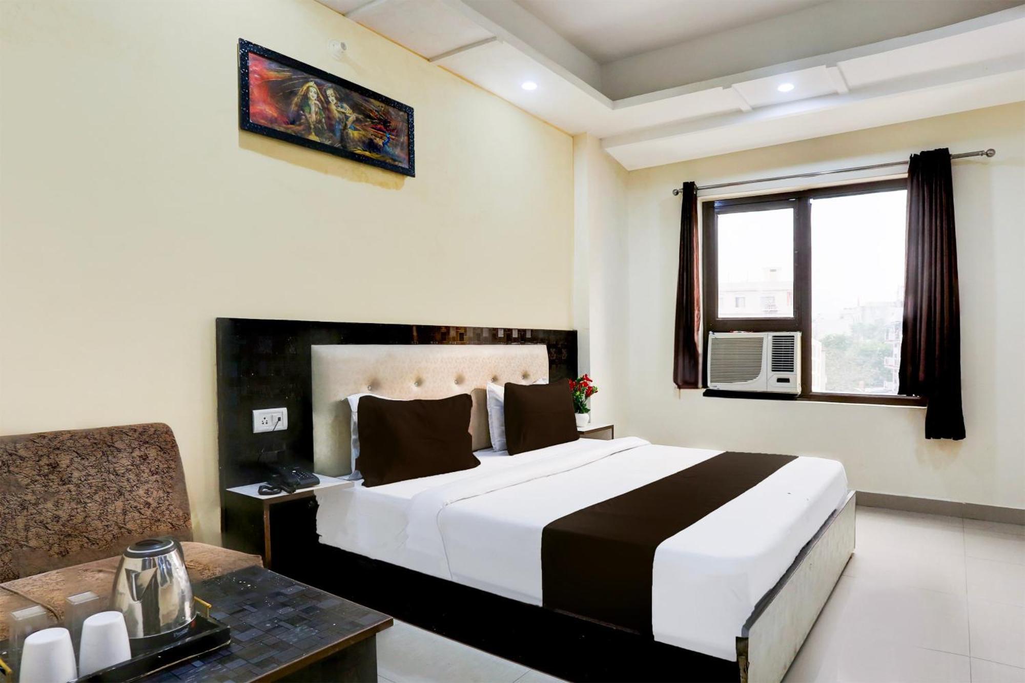 แคปิตัล โอ 42035 โฮเต็ล ราช คงคา Hotel Raiwala ภายนอก รูปภาพ
